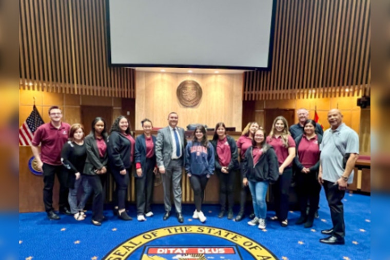 Maricopa Youth Council Experiences Legislature First-hand with Mock Voting Session at Arizona State Capitol