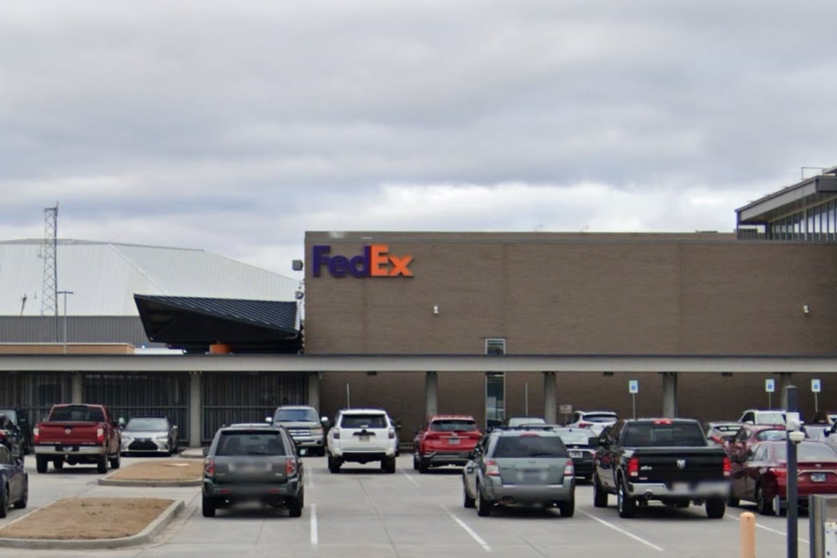 Memphis's FedEx Initiates Layoffs in IT and Finance Amid CostCutting