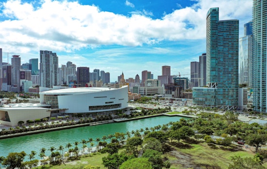 Miami Forecast Promises Serene Holiday Weekend Amid Variable Weather Patterns
