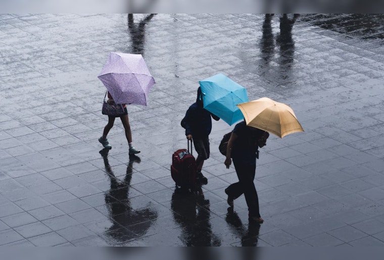Miami Weather Rollercoaster: From Breezy Sunshine to Midweek Showers, Weekend Promises Outdoor Bliss