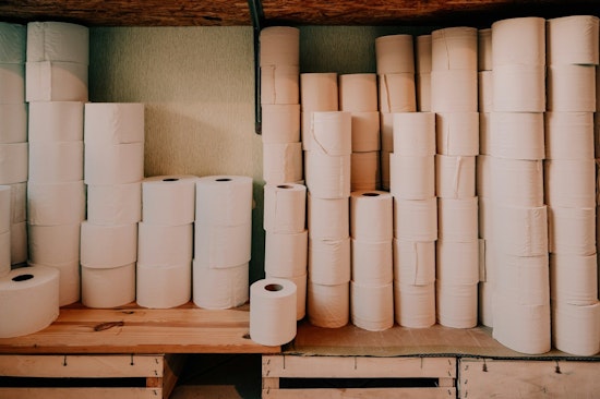 Migrants at Chicago Shelter Allege Limited Access to Hygiene Products Amid Fear of Retaliation