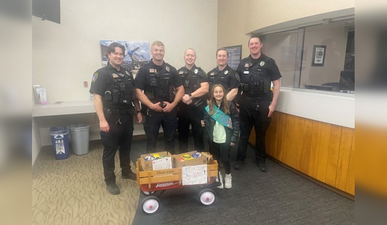 Minnesota Girl Scout Donates 150 Boxes of Cookies to Eden Prairie and Burnsville First Responders