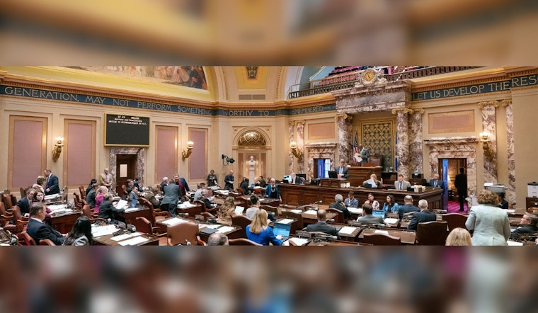 Minnesota Senate Labor Committee Advances Bill to Combat Employee Misclassification