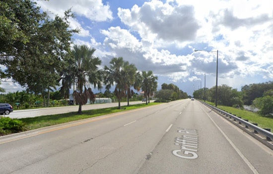 Motorcycle Crash Prompts Closure of I-95 Northbound Ramp in Broward, Traffic Delays Mount