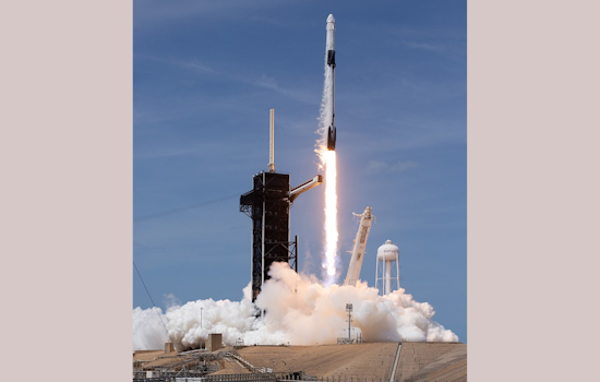 Mysterious Light Show Over Texas Sky Unveiled as SpaceX Rocket Launch