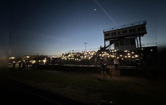 Nashville Community Holds Candlelight Vigil to Honor Memory of University of Missouri Student Riley Strain