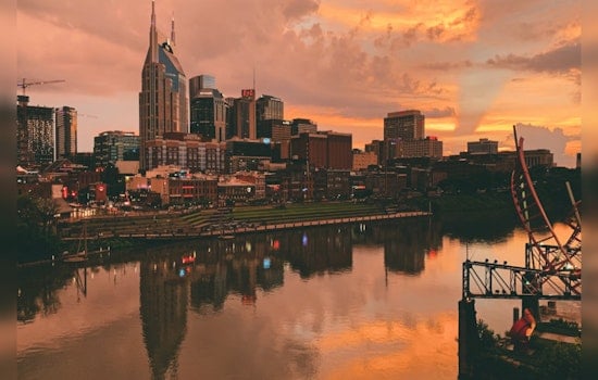 Nashville Shrouded in Fog to Start, Forecast Promises Sun and Seasonal Shifts Ahead