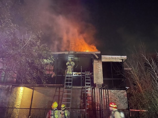 No Injuries as Firefighters Quell Blaze in Northwest Austin, One Resident Displaced
