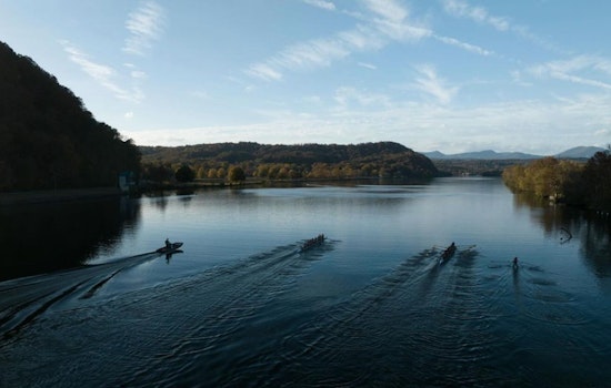 Oak Ridge's Melton Hill Lake Sets Stage for Fierce Louisville Cardinal Invitational Rowing Event