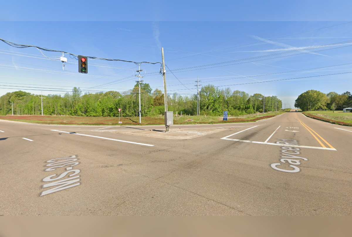 One Dead, Four Injured in Highway Collision in Marshall County,