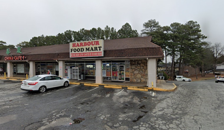 One Wounded in Clayton County Shopping Center Shooting, Police Investigate