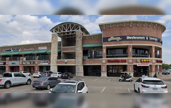 Paralyzed Victim of Violent Robbery in Houston Sues Dun Huang Plaza for Alleged Lack of Security