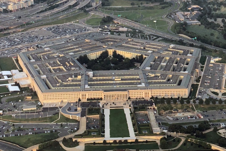 Pentagon Finds Extra $300 Million for Ukraine Support Amidst Congressional Budget Stalemate