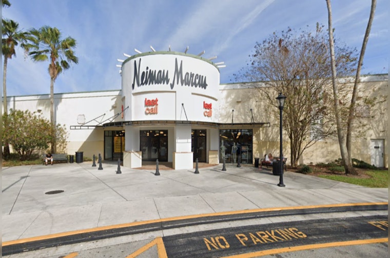 Pepper Spray and Theft: $12K Worth of Purses Stolen from Neiman Marcus at Sawgrass Mills Mall