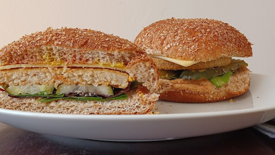 Philadelphia Crowned Best City for Burger Bargains, San Francisco's Prices Sky-High