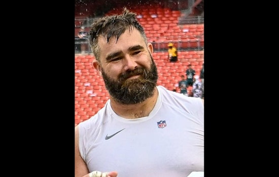 Philadelphia Eagles' Jason Kelce to Reveal Future Plans at Press Conference Amid Retirement Speculation