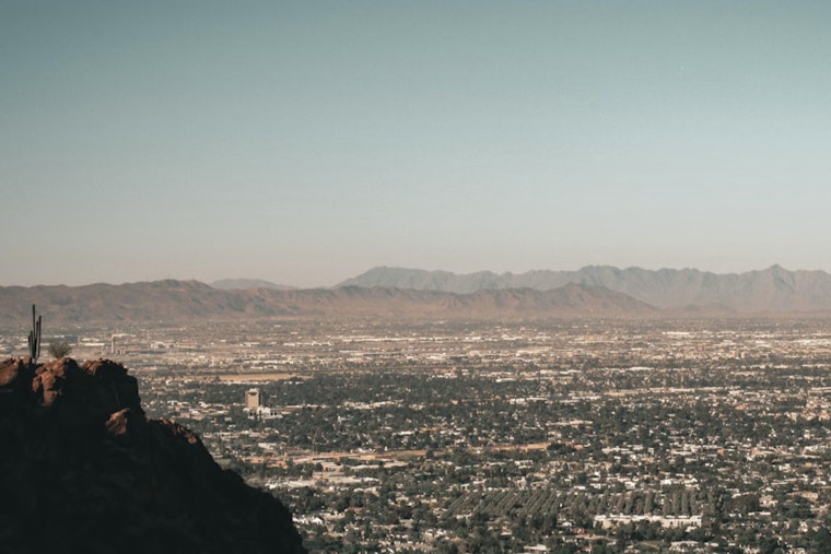 Phoenix to Bask in Sunny Skies with Temperatures Rising Throughout the Week
