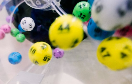 Powerball Frenzy Hits $559M! No Winners in Monday's Draw, Michigan Hopefuls Eye Whopping Jackpot
