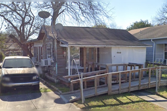 Quick Response by San Antonio Fire Department Quells Blaze at Abandoned Home on Hawthorne Street