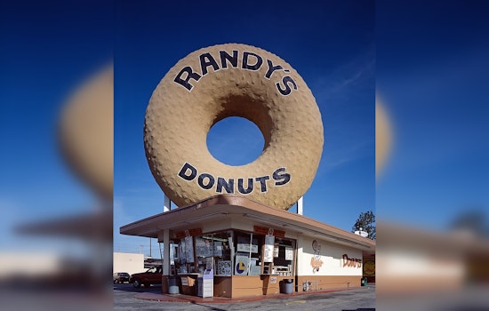 Randy's Donuts to Sweeten Phoenix with First Arizona Location Opening April 23