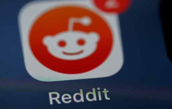 Reddit Stirs Wall Street With a Strong IPO, Shares Soar 38% Above Initial Price on NYSE Debut