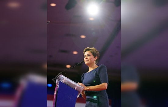 Republican Senate Candidate Kari Lake Under Scrutiny for Association with Far-Right Figures, Courtship of D.C. Lobbyists