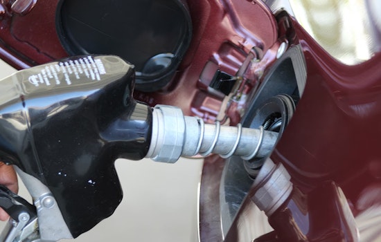 San Antonio Enjoys Lower Gas Prices as National Averages Hit 4-Month High Amid Economic Concerns