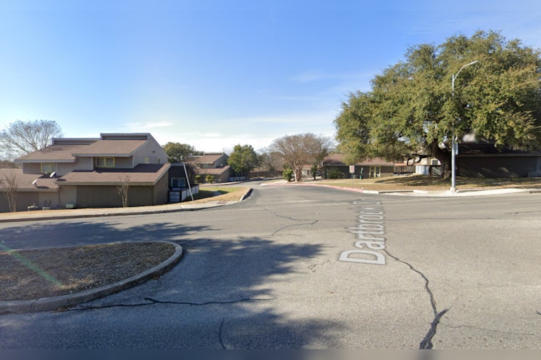 San Antonio Police Shoot 19-Year-Old Man Suspected of Pointing Gun at Officers, Charges Filed