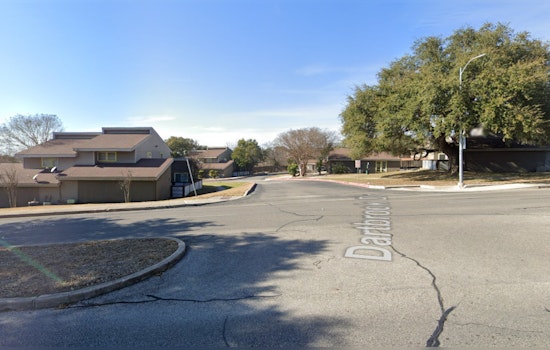 San Antonio Police Shoot 19-Year-Old Man Suspected of Pointing Gun at Officers, Charges Filed