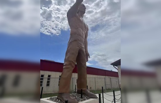 San Antonio's Iconic 'Big Chief' Statue Finds New Home at Jourdanton High School Amid Controversy