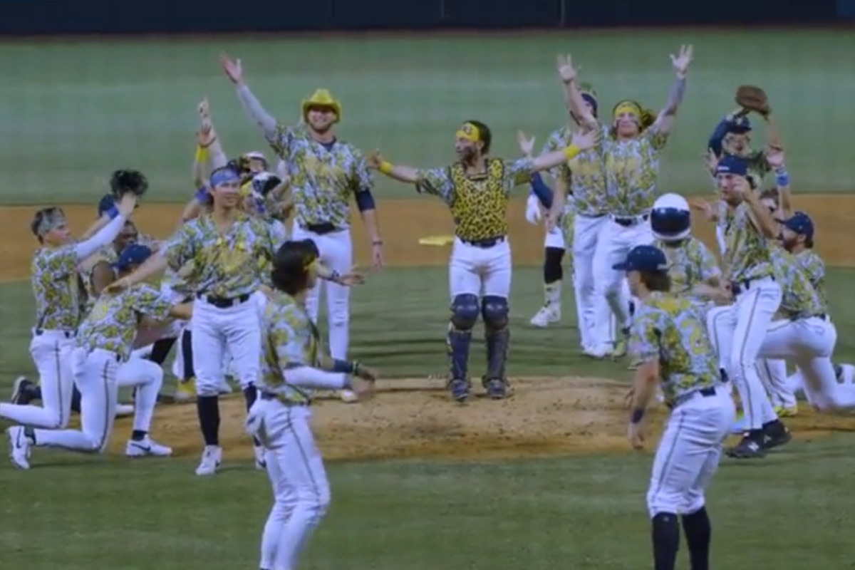 Savannah Bananas Go Viral with "Dirty Dancing" Routine at MLB Parks in