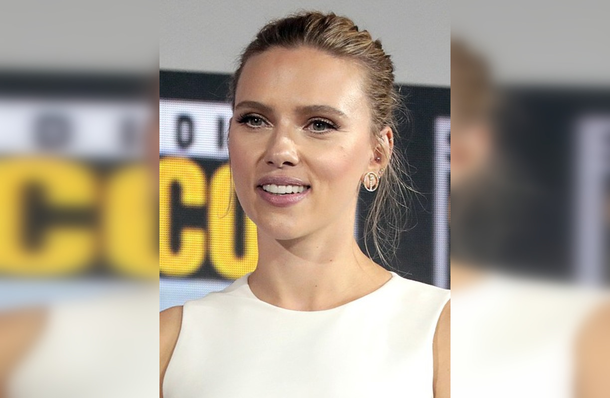 Scarlett Johansson's SNL Skewer of Sen. Katie Britt's GOP Rebuttal