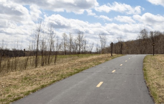 Scott County Parks Department Hosts Series of Spring Morning Hikes with Outdoor Experts