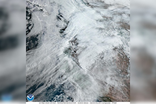 Seattle Braces for Rainy Week Ahead with High Winds and Persistent Showers