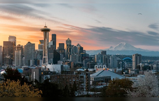 Seattle Braces for Steady Showers as NWS Forecasts Persistent Overcast Conditions
