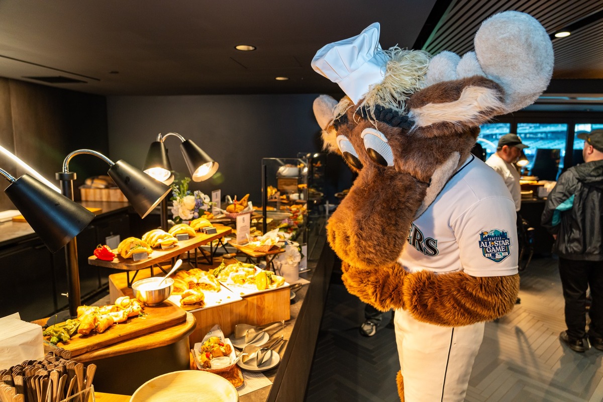 Seattle Mariners Boost T-Mobile Park Food Scene with New Culinary