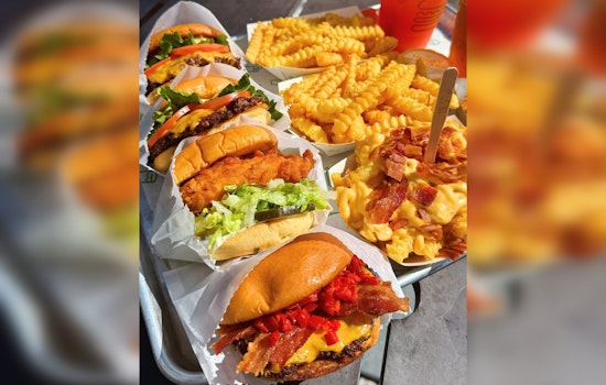 Shake Shack Drives Excitement with First Illinois Drive-Through in Bloomingdale, Offers Limited-Time Korean Chicken Sandwich