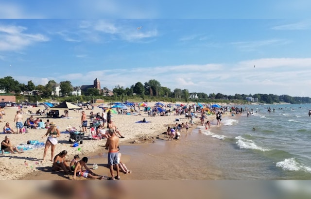 South Haven Considers Reinstating Beach Lifeguards After Drownings Spark Community Plea