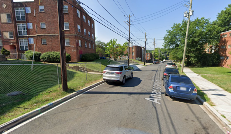 Southeast DC Teen Charged With Armed Carjacking After Daytime Heist