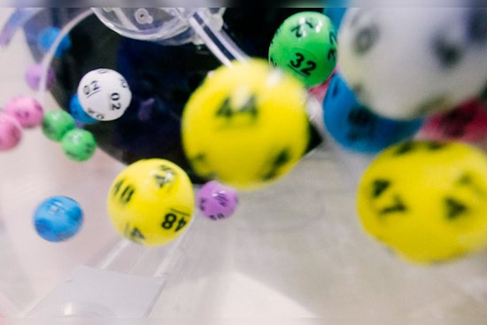 Sun City Shopper Bags $1 Million Powerball Prize, $935 Million Jackpot Awaits Lucky Winner