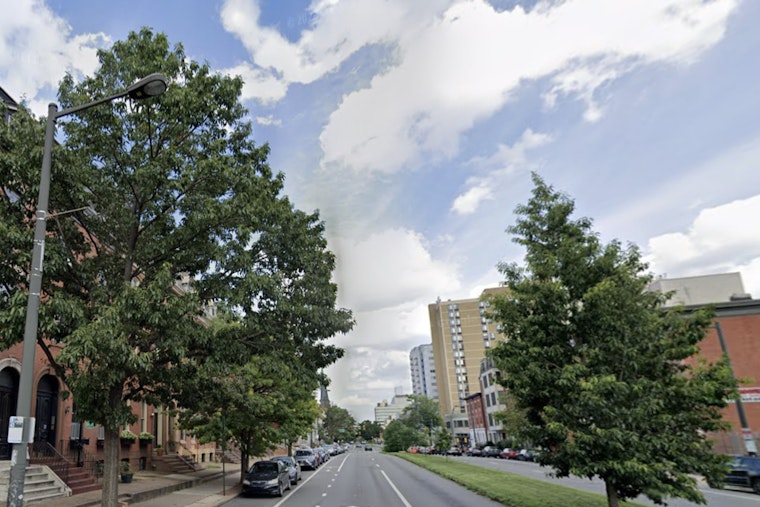 Sunny Skies and Mild Temperatures Grace Philadelphia, NWS Cautions on Weekend Showers