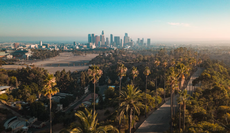 Sunny Skies and Possible Showers, Los Angeles Braces for Mixed Weather This Week