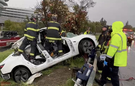 Sunnyvale DPS Issues Wet Weather Driving Warnings After Driver Escapes Rollover Accident Unscathed