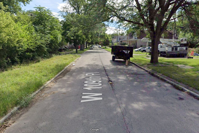 Teen Girl, Adult Man Found Fatally Shot Inside Parked Car in Chicago's Roseland Area