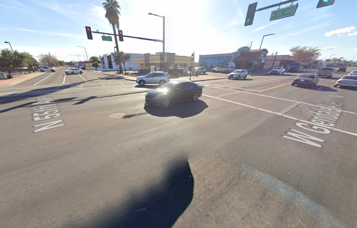 Teen in Critical Condition After Shooting Outside Glendale Restaurant,