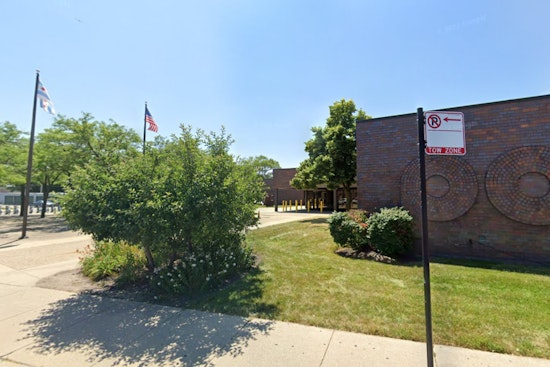 Teenager Charged With Nine Felonies for Armed Robbery Spree in Chicago