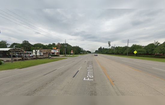 Teenager Fatally Struck by Vehicle While Crossing Street in Houston, Police Investigate Circumstances