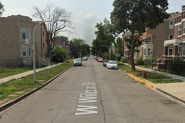 Teenager Wounded in West Garfield Park Drive-By Shooting, Suspect At Large