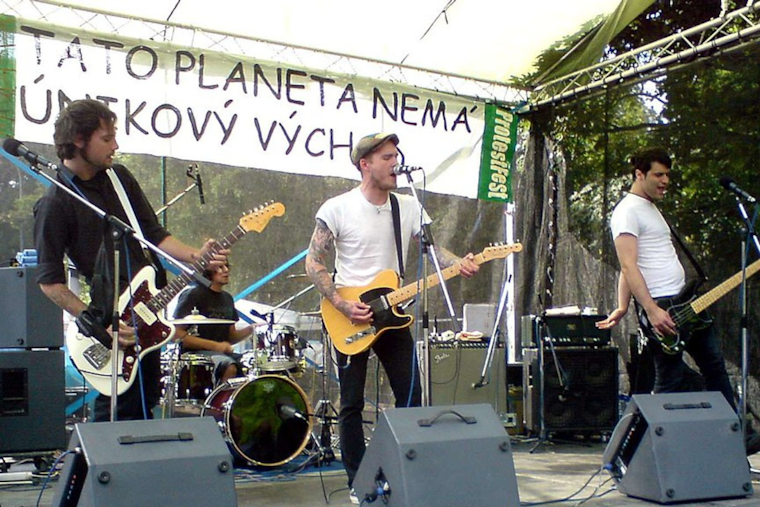 The Gaslight Anthem Reignites the Flame with Sweeping U.S. Summer Tour and Fresh EP