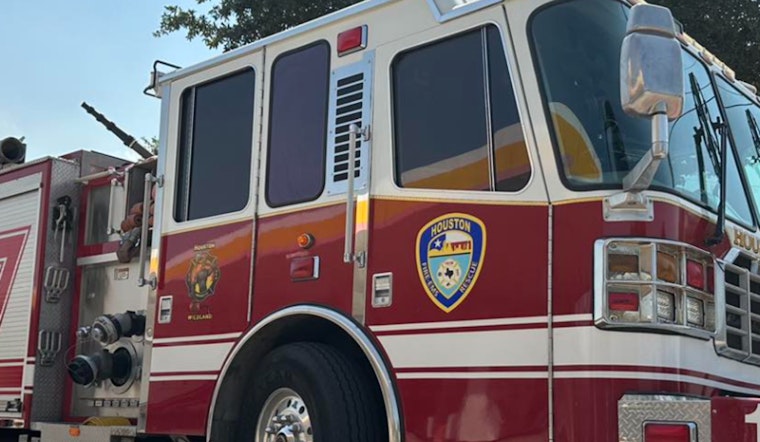 Three Houston Firefighters Injured in Intense 2-Alarm Second Ward Building Inferno